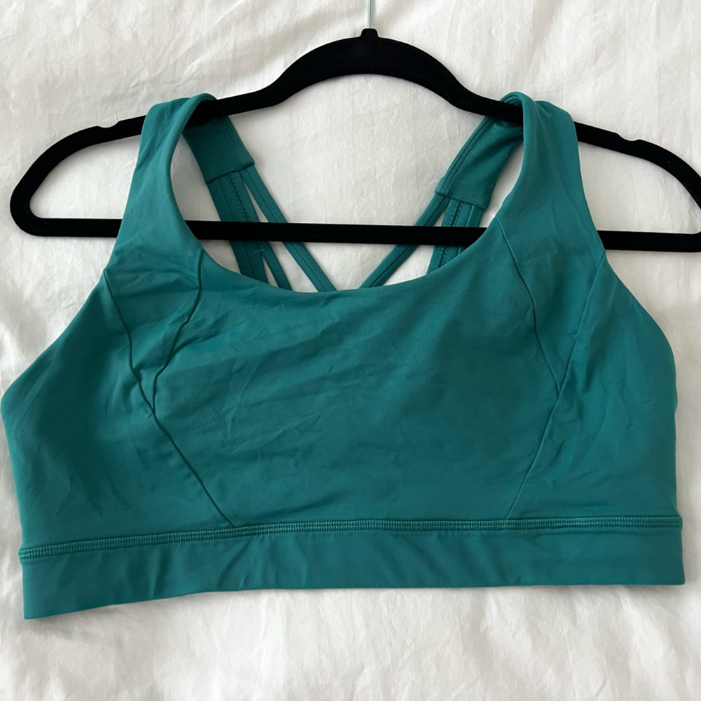 Lululemon free to be elevated bra